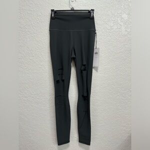 NWT ALO yoga Leggings- Size M- Color: Gray